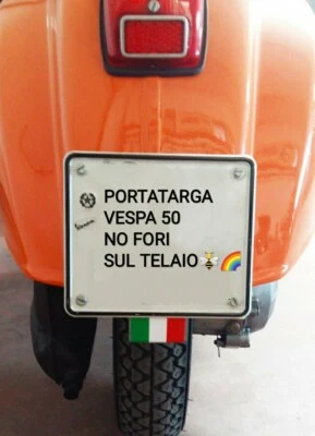 Vespa 50 portatarga NO BUCARE TELAIO_vespa Special L R N SS revival 90 125 ET3  - Immagine 1 di 4