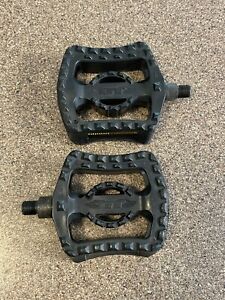 GT BMX OLDSchool Mid School BMX pedals plastic Wing Bicycle 1/2 Nice Used Set