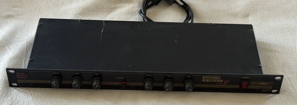 BEHRINGER STUDIO EXCITER TYPE F - Bild 1 von 4