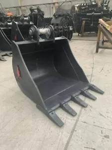 General Purpose Trenching Bucket 600 mm wide suit 3 ton Excavator - Picture 1 of 8