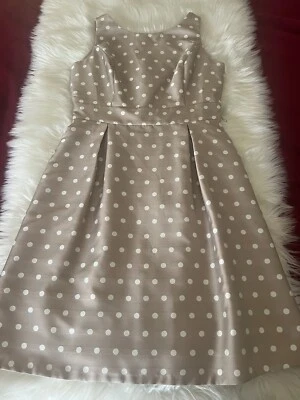 Vestido Casa Blanca Mercado Negro Talla 8 Lunares Ajuste y Acampanado Nuevo con Etiquetas Beige Blanco Foto 1 de 4