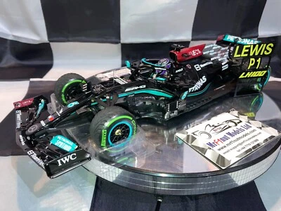 1:18 MINICHAMPS Lewis Hamilton Mercedes AMG W12 Sochi Gp 100th Vincitrice - Immagine 1 di 4