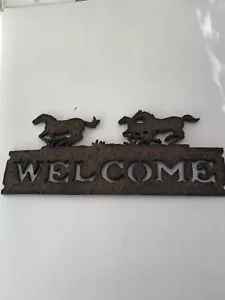 Rustic Welcome Sign Dark Brown "Galloping Horses" - Picture 1 of 5