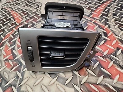 OEM 2016-2017 Hyundai Elantra GT Left Driver Side Dash Air Vent LH 97480-A5000 - Image 1 of 4