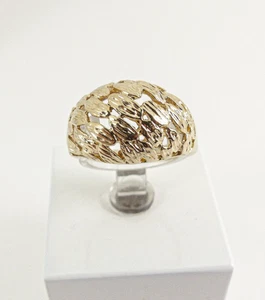 9ct Gold Dome Ring Ladies Hallmarked size N 1/2  3.6grams with Gift Box - Picture 1 of 8