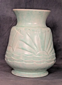 Impressionante grande vaso Art Deco George Clews & Co Chameleon Ware yacht / alba - Foto 1 di 6