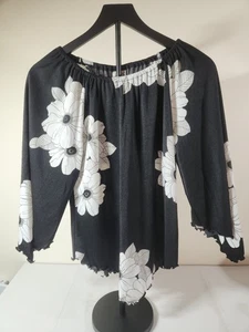 Top vintage Silla's dall'Italia a Miami manica 3/4 nero bianco floreale - Foto 1 di 5