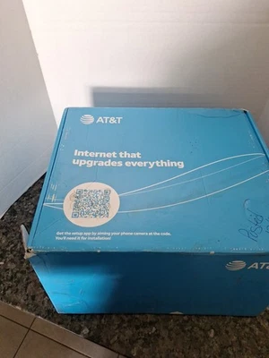 AT&T CGW450-400 Broadband Gateway Wi-Fi Modem Router - Image 1 of 4