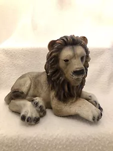 Vintage Fiberglass Lion Statue Kirkland’s Home - Picture 1 of 8