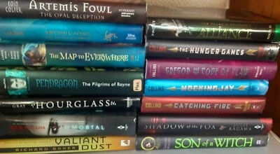 Fantasy-Sci-Fi-YOUNG ADULT-YOU PICK HC Novels-Magic-Paranormal-Dystopia Foto 1 de 3