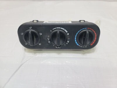 Jeep Patriot 2007-2009 calefacción aire acondicionado unidad de control de temperatura OEM 55111874AF Foto 1 de 4