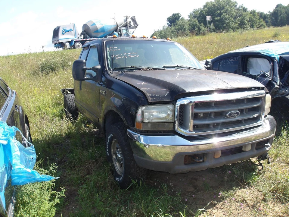 Used Engine Complete Assembly fits: 2002 Ford Ford f250sd pickup 6.8L VIN S 8th - Imagem 1 de 4