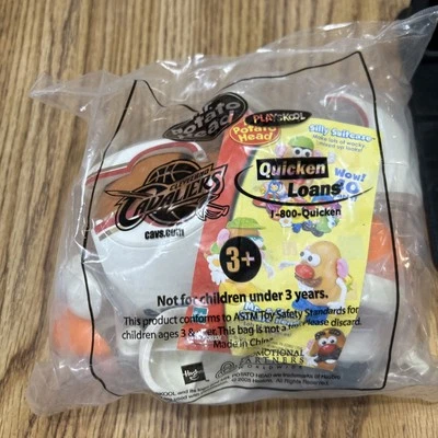 Mr Potato Head Cleveland Cavaliers HASBRO SGA POSABLE Nuevo Raro Foto 1 de 4