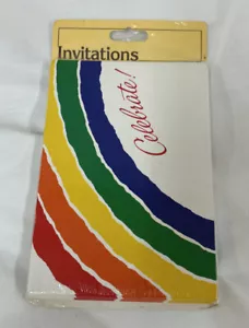 Confezione da 8 inviti festa Gibson Greetings ""Celebra"" design arcobaleno vintage - Foto 1 di 5