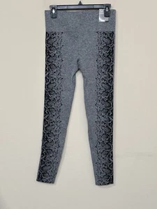 Forever 21 Women’s Gray & Black Animal Print High Rise Stretch Slim Leggings s M - Picture 1 of 12