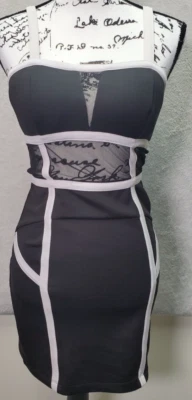 Vestido ceñido al cuerpo XOXO para mujer mediano negro panel transparente poliéster sin mangas cremallera trasera Foto 1 de 4