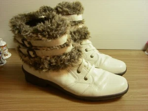 Gabor Stiefel, Gr. 44, gefüttert, Reissverschluss, Kunstfellbesatz, cremeweiss - Bild 1 von 11