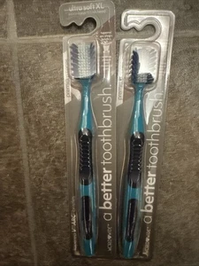 Paquete de 2 cepillos de dientes World Wide Daily ultra suaves CL - V ARC azul y verde - Imagen 1 de 4