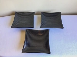 Lot Of 3 Crate & Barrel Square Pedestal Black Ribbed Bread Appetizer Plates - Picture 1 of 4