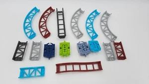 Lego Achterbahn Schienen Auswahl Roller Coaster Rail Waggon Türkis Grau Gelb - Bild 1 von 54