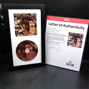 Album CD versione TV rosso firmato LONG Taylor Swift autografato incorniciato PSA DNA COA - Foto 1 di 3