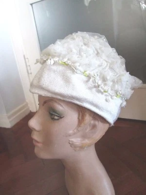 SOMBRERO BLANCO VINTAGE AÑOS 60 Foto 1 de 4