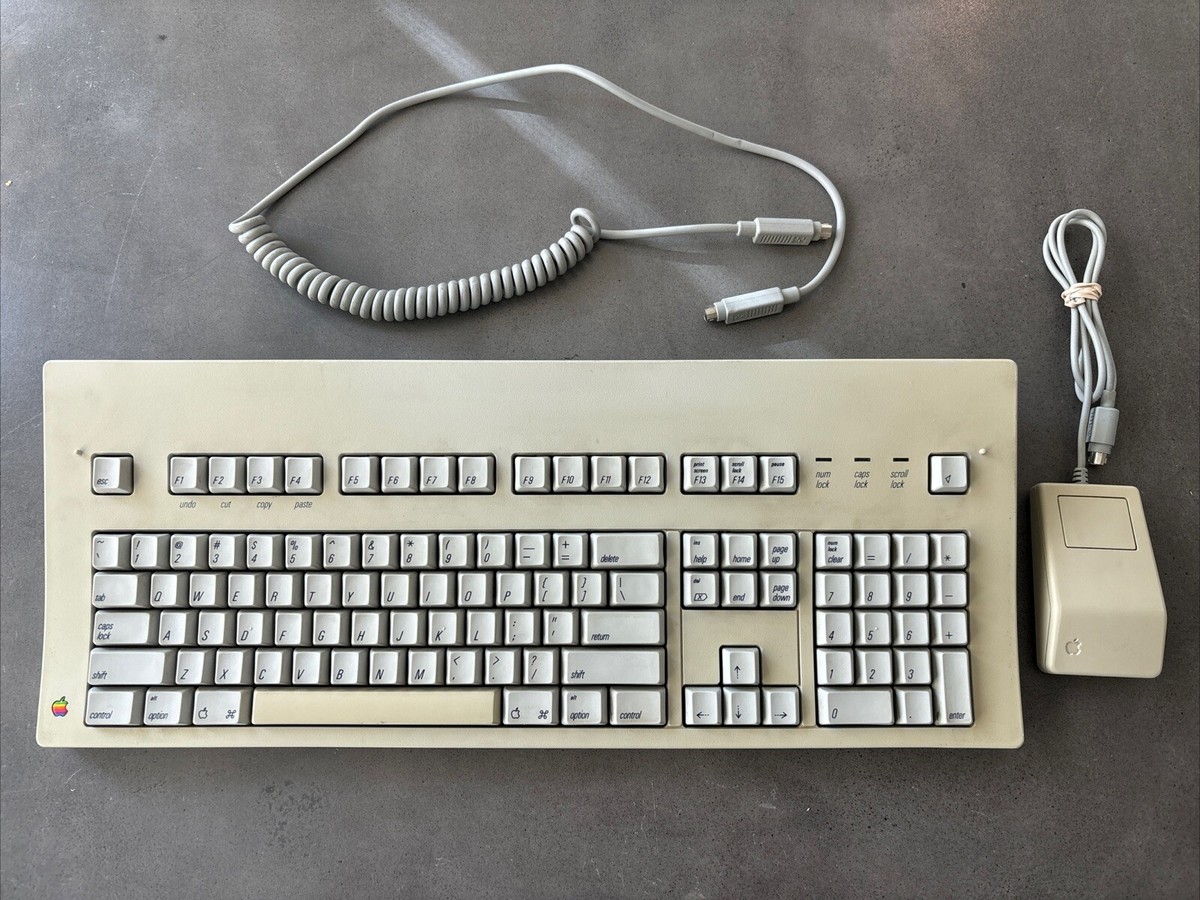 希少 US配列 初代 ADB Apple Extended Keyboard
