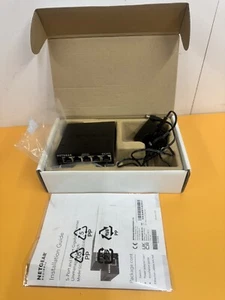Netgear 5-Port Gigabit Ethernet Switch GS305-300UKS Neu unbenutzt Old Stock - Bild 1 von 2