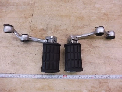 Yamaha Virago XV920 XV 920 Y377-2a> 1983 juego de estriberas delanteras izquierda derecha Foto 1 de 4