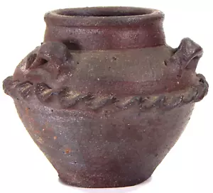 HAND THROWN POTTERY VASE NATIVE AMERICAN? MAYAN? PRE COLOMBIAN? 4" STONE VESSEL - Picture 1 of 9