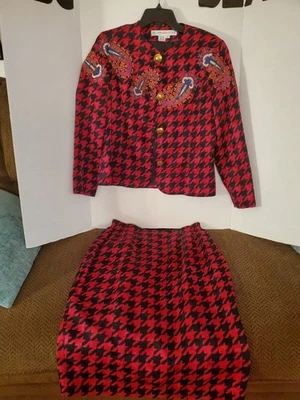 Anne Crimmins for UMI Collections Women's Red Silk Skirt & Blazer Jacket Set . - Image 1 of 4