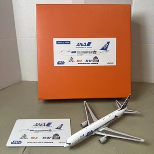 JCW4763003 1:400 JC Wings ANA Boeing 767-300ER Reg #JA604A Star Wars R2-D2 Card - Picture 1 of 24