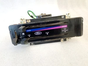 Control de aire acondicionado y calefacción instalado por distribuidor 84-86 F100 F150 F250 F350 Bronco - Imagen 1 de 11