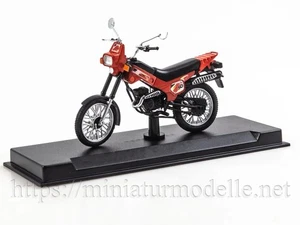 Ciclomotor piloto 1:24 ZID 50 ZDK 2.103 con revista #76 - Imagen 1 de 5