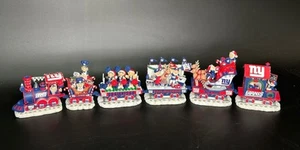 Danbury Mint NFL New York Giants Half Time Rail Christmas Train Figurine Set - Picture 1 of 17