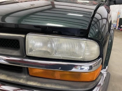 Faro izquierdo conductor Chevrolet 98-05 Blazer S10/Jimmy S15 1939432 Foto 1 de 4