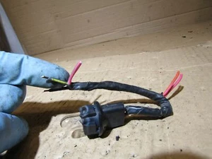 Jeep Grand Cherokee WJ number plate light lamp bulb holder q - Picture 1 of 4