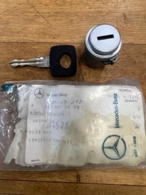 Оригинальный цилиндр замка зажигания 1984-1989 Mercedes-Benz 123-462-03-79 - Изображение 1 из 4