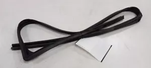 2011 Chevy Traverse Door Glass Window Seal Rubber Right Passenger Front 2009 11 - Picture 1 of 10