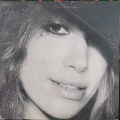 Vinyl LP Carly Simon - Spy VG X5E-506 Canada Pop Rock - Image 1 of 4