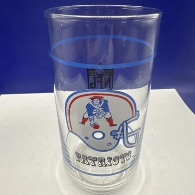 Nuevo NFL 1980 New England Patriots "Pat the Patriot" Mobil 16oz Vidrio Foto 1 de 4