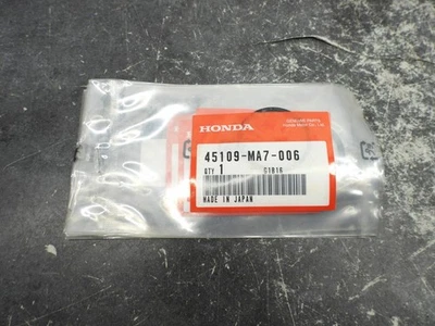 Honda GL CX V CB 550 650 1100 1200 NOS Dust Seal 45109-MA7-006    2899 - Image 1 of 4
