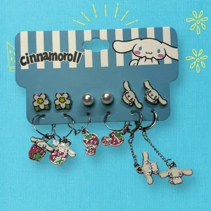 Juego de pendientes de fresa Sanrio Cinnamoroll - Imagen 1 de 3
