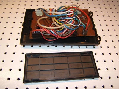 Peugeot 1982 505 Turbo Diesel OEM complete fuse Genuine OEM 1 Box & OEM 1 Cover - Image 1 of 4