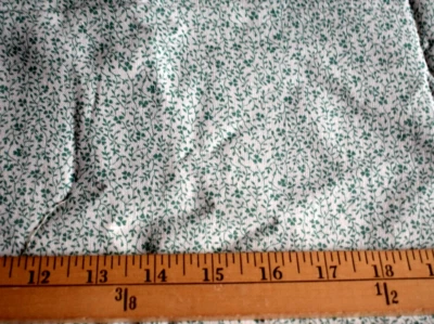 GREEN LEAF PRINT ON CREAM  100% COTTON FABRIC  41X44 INCHES  1.1 YARDS - Image 1 of 2