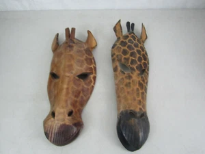 Set 2 handgeschnitzte afrikanische Giraffenmasken aus Holz Wanddekoration 14 Zoll x 5 1/2 Zoll Kenia - Bild 1 von 12
