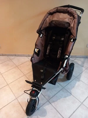 Kinderwagen TFK Joggster Twist mit Babywanne und Zubehör sehr guten Zustand - Bild 1 von 4