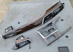 BMW G30 G31 BROWN WALNUT WOOD DASH TRIM AUTO - Picture 1 of 8