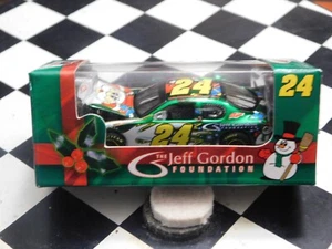 RCCA 2008 1/64 HO JEFF GORDON DUPONT FOUNDATION COLOR CHROME X-MAS CAR 1/432 - Picture 1 of 1