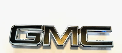 GM Grille Emblem Black Chrome for 2015-19 GMC Sierra 1500 2500HD 3500HD - Image 1 of 3